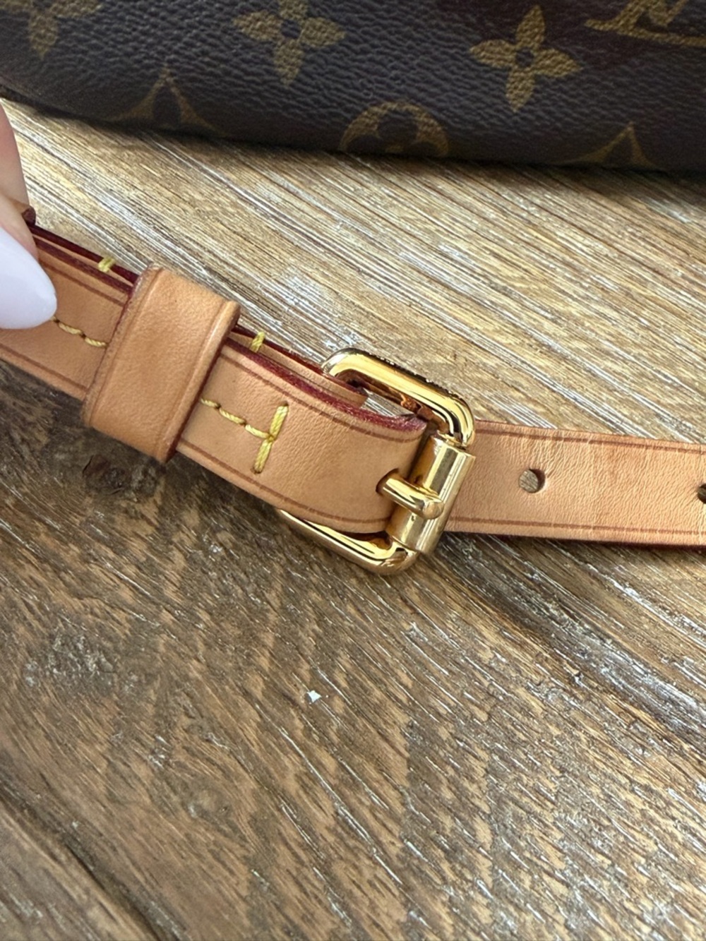 Authentic Louis Vuitton Mabillon Monogram Crossbody - Picture 6 of 15